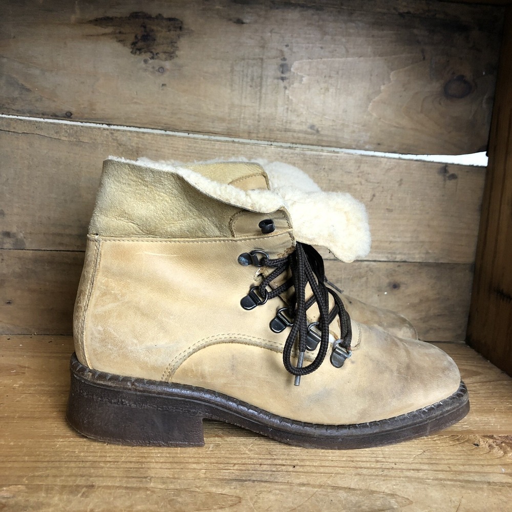 La Canadienne Womens size 8 shoes Brown Leather Lace Up Fur Lined snow boots